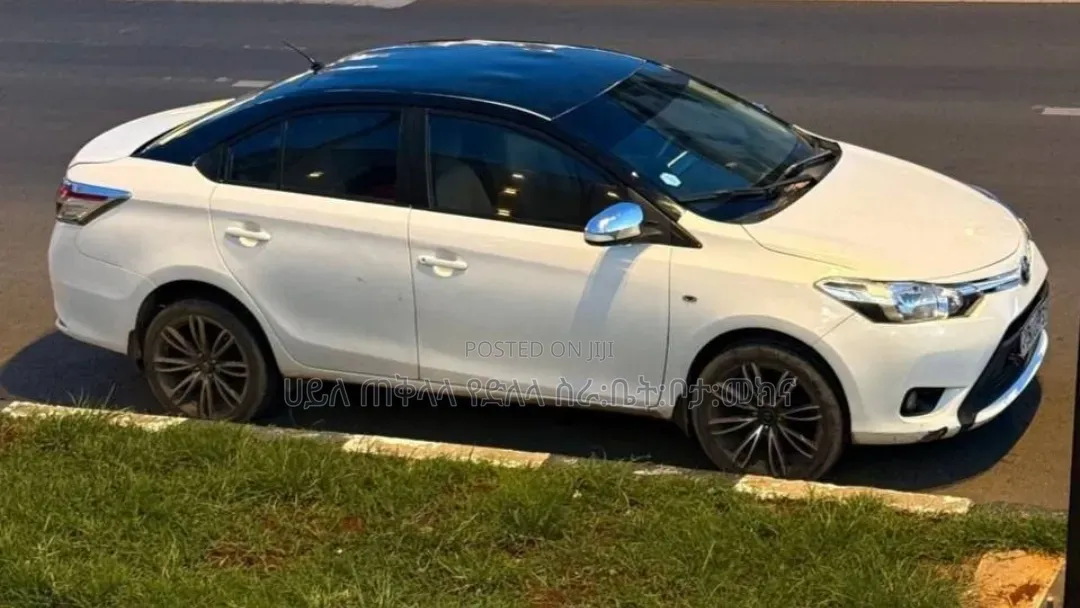 Toyota Yaris 2014 Ivory