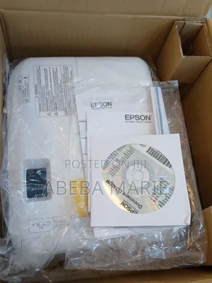 Brand New Epson Eb-E01 Projector With Cartoon