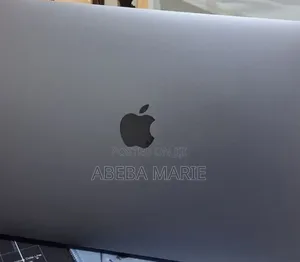 New Laptop Apple MacBook Pro 2017 8GB Intel Core i5 SSD 256GB