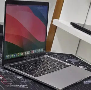 New Laptop Apple MacBook Pro 2020 8GB Intel Core i5 SSD 512GB