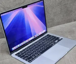 New Laptop Apple MacBook Air 2025 M4 16GB Apple M4 SSD 256GB