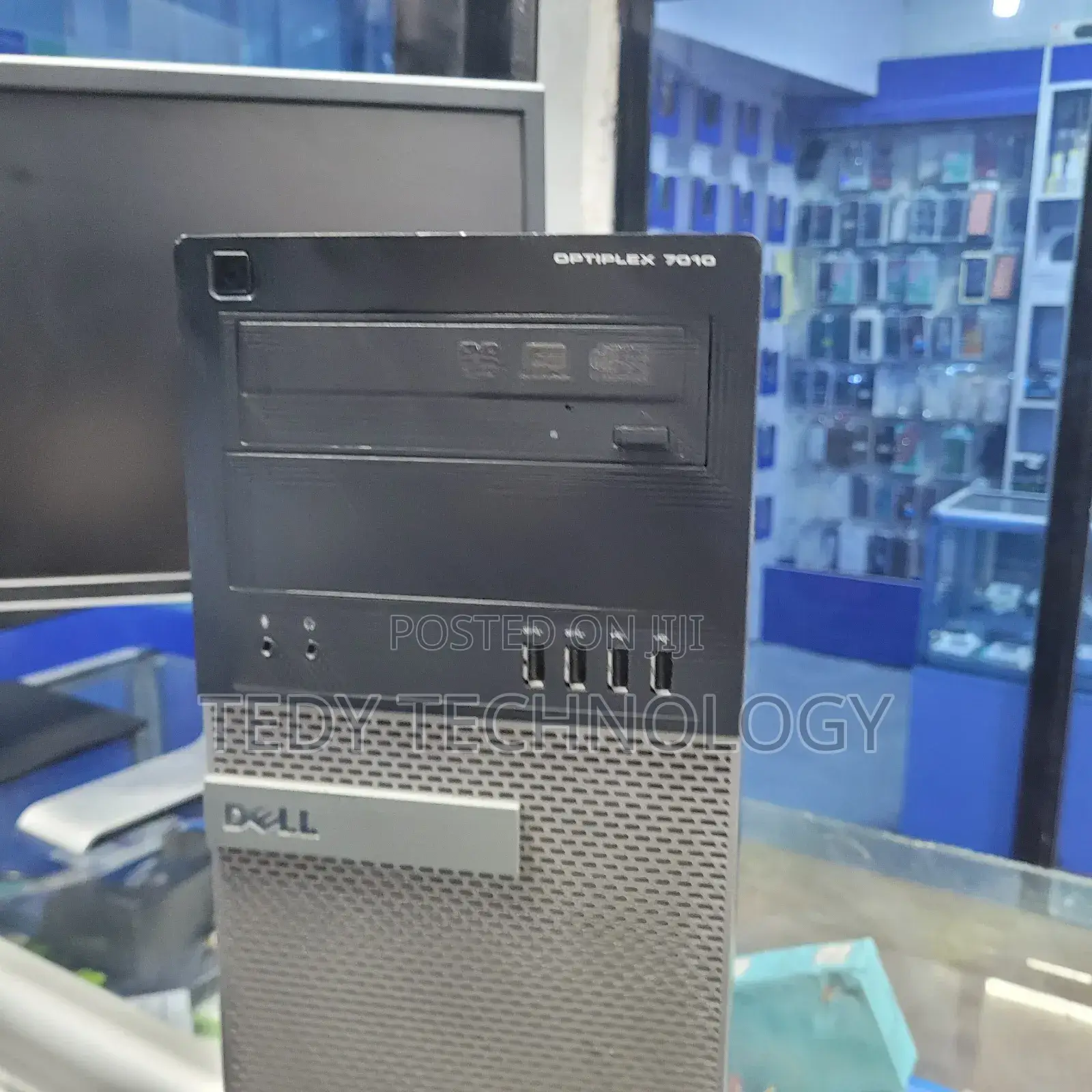 Desktop Computer Dell OptiPlex 7010 4GB Intel Core i3 HDD 500GB