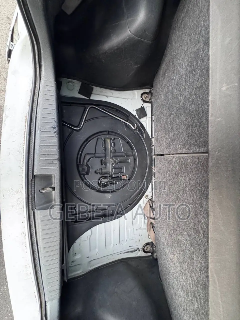 Toyota Vitz 2004