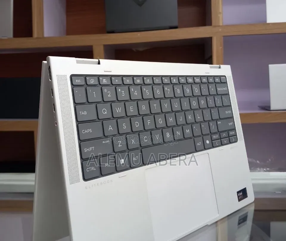 New Laptop HP EliteBook X360 1040 G11 32GB Intel Core Ultra 5 SSD 512GB