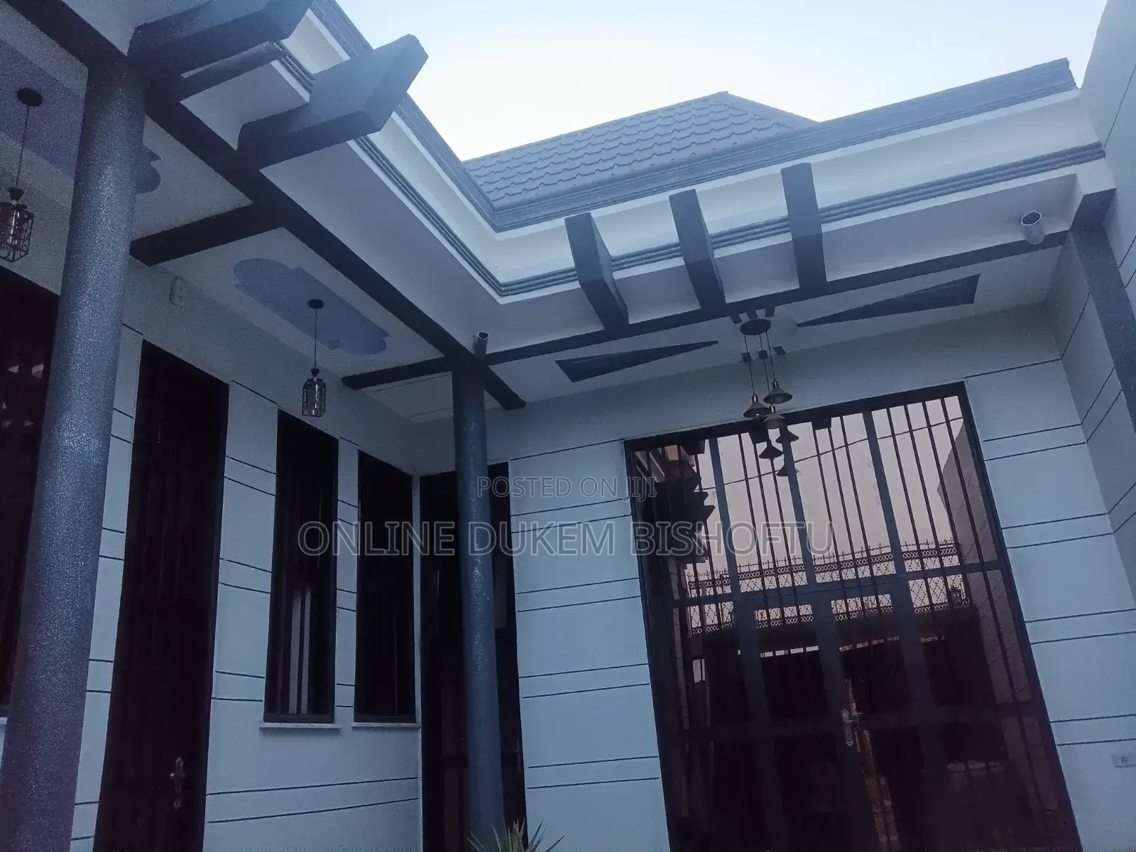 Furnished 8bdrm Villa in Dukem Bishoftu, East Shewa for sale