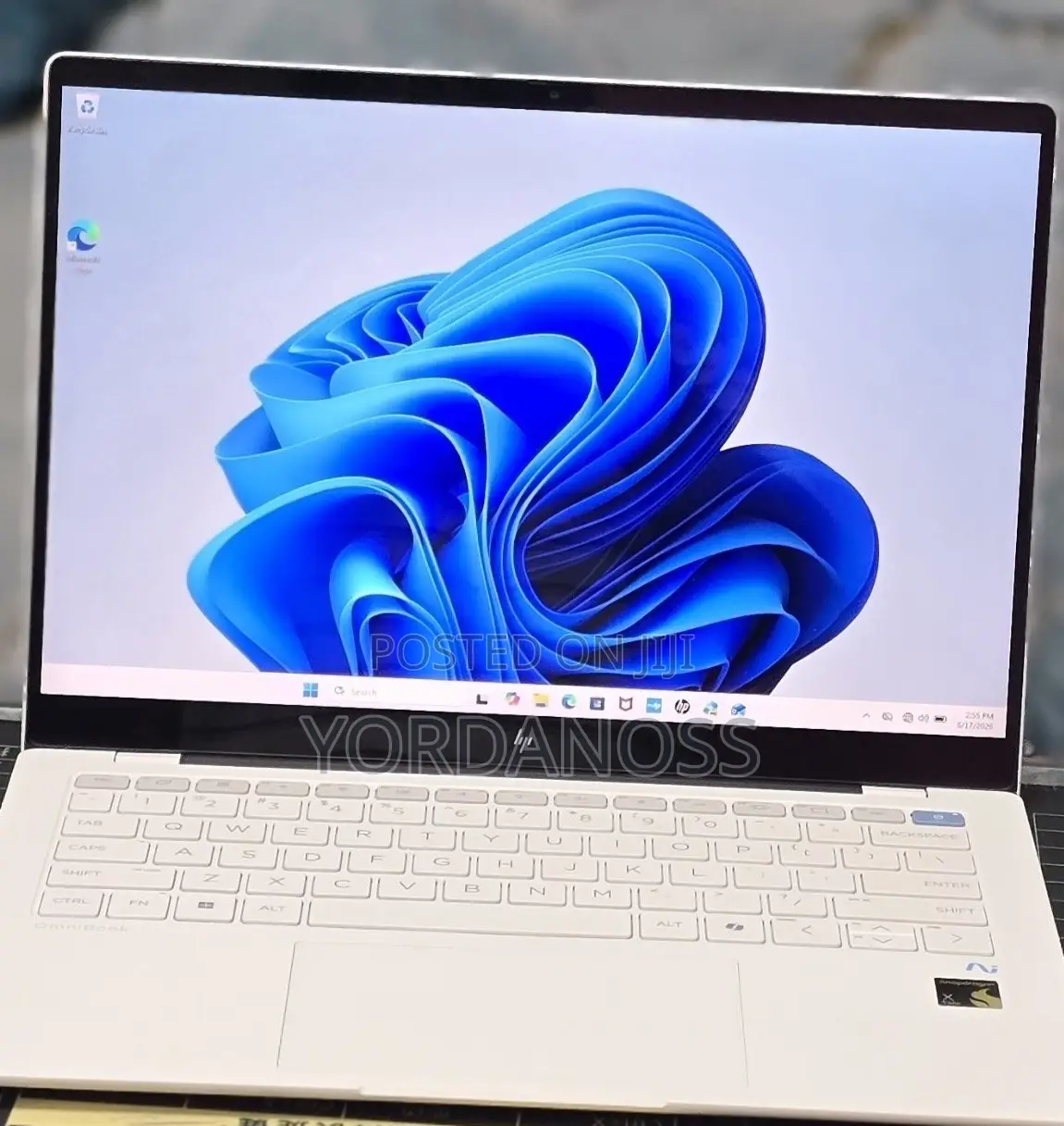 New Laptop HP OmniBook X Flip 14" 16GB Intel Core 7 SSD 1T