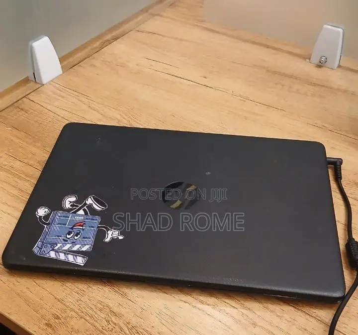 Laptop HP 14S 8GB Intel Celeron SSD 256GB
