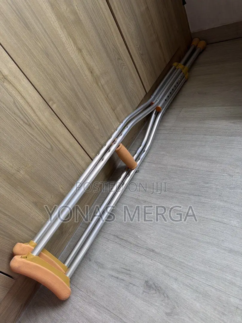 Underarm Crutches (Adults 5'2"5'10")聒臣perfect Crutches for Men Women