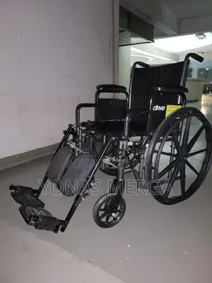 Wheelchairs for Adults Feature Elevating Leg Rests哭三travel Scooter