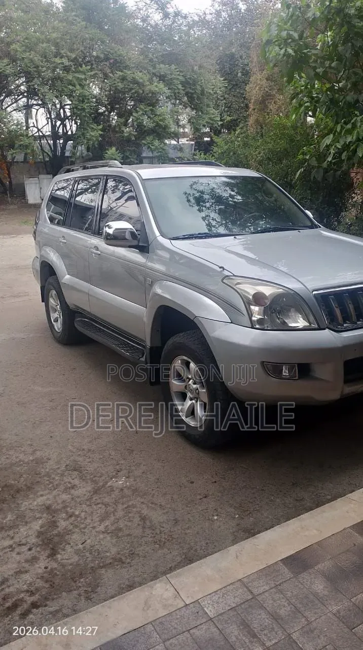 Toyota Land Cruiser Prado 2006 Silver