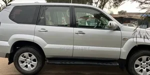 Toyota Land Cruiser Prado 2006 Silver