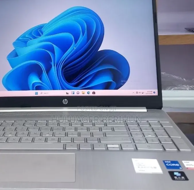 New Laptop HP Stream Notebook 8GB Intel Core i5 SSD 512GB