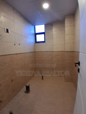 2bdrm Apartment in የግለሰብ, Arada for sale