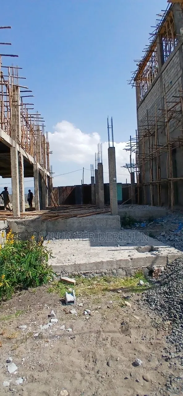 6bdrm House in Bole for sale
