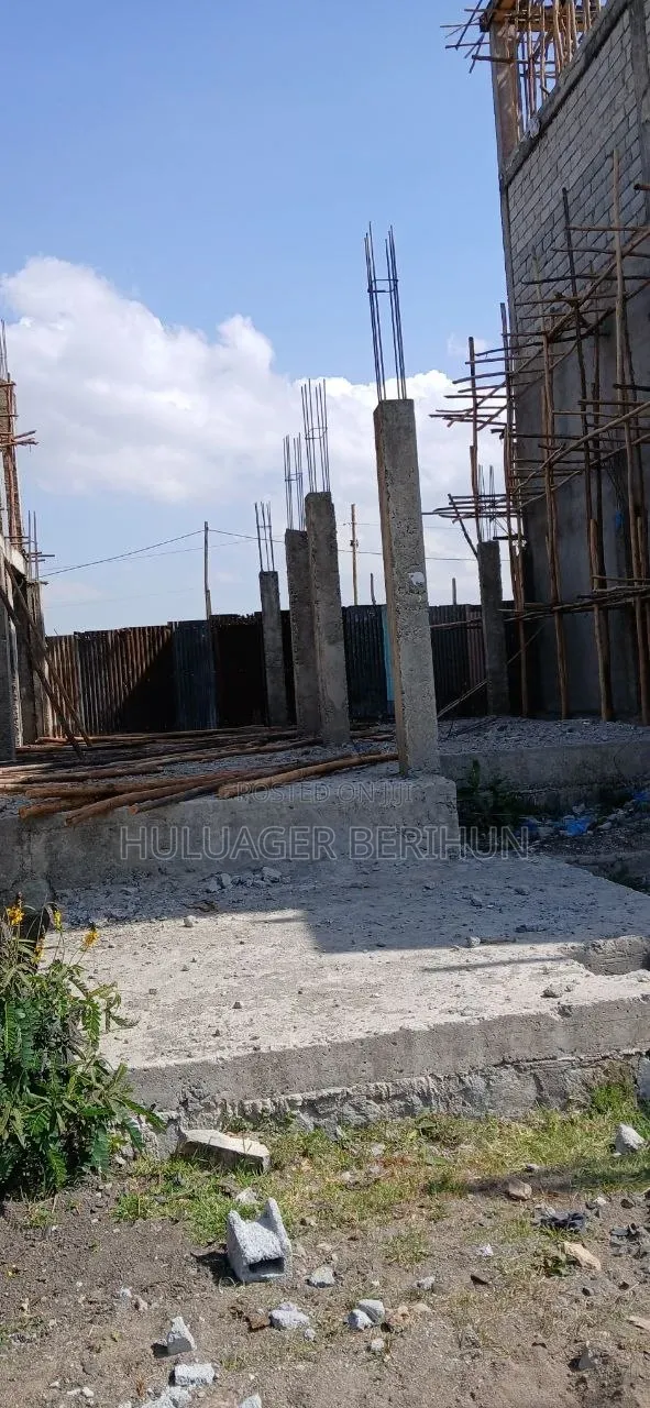 6bdrm House in Bole for sale