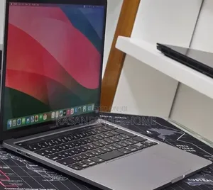 New Laptop Apple MacBook 2020 8GB Intel Core i5 SSD 512GB
