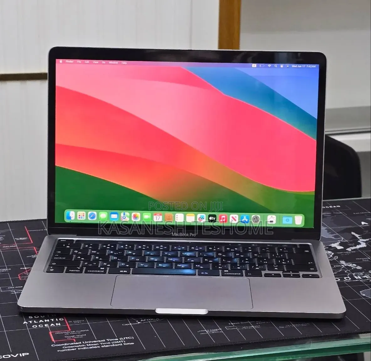 New Laptop Apple MacBook 2020 8GB Intel Core i5 SSD 512GB