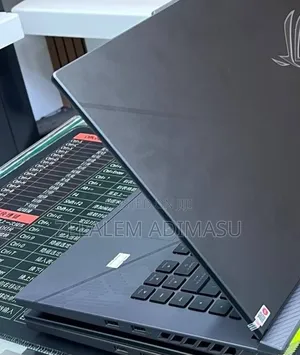 New Laptop Asus ROG Strix G15 16GB Intel Core i9 SSD 1T