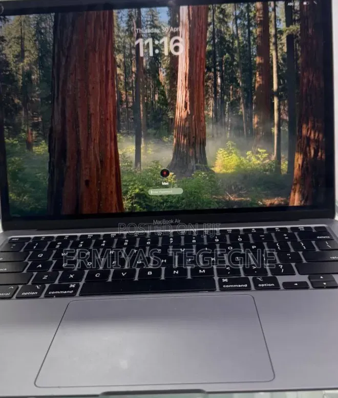 New Laptop Apple MacBook Air 2020 M1 16GB Intel Core i3 SSD 512GB