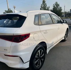 New BYD E2 43 kWh 94 hp FWD 2025 White