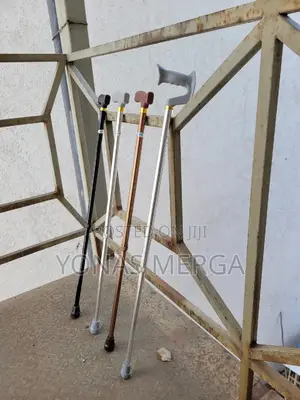 Cane/Walking Stick蝌祟use at Home, Outdoors, or During Travel.
