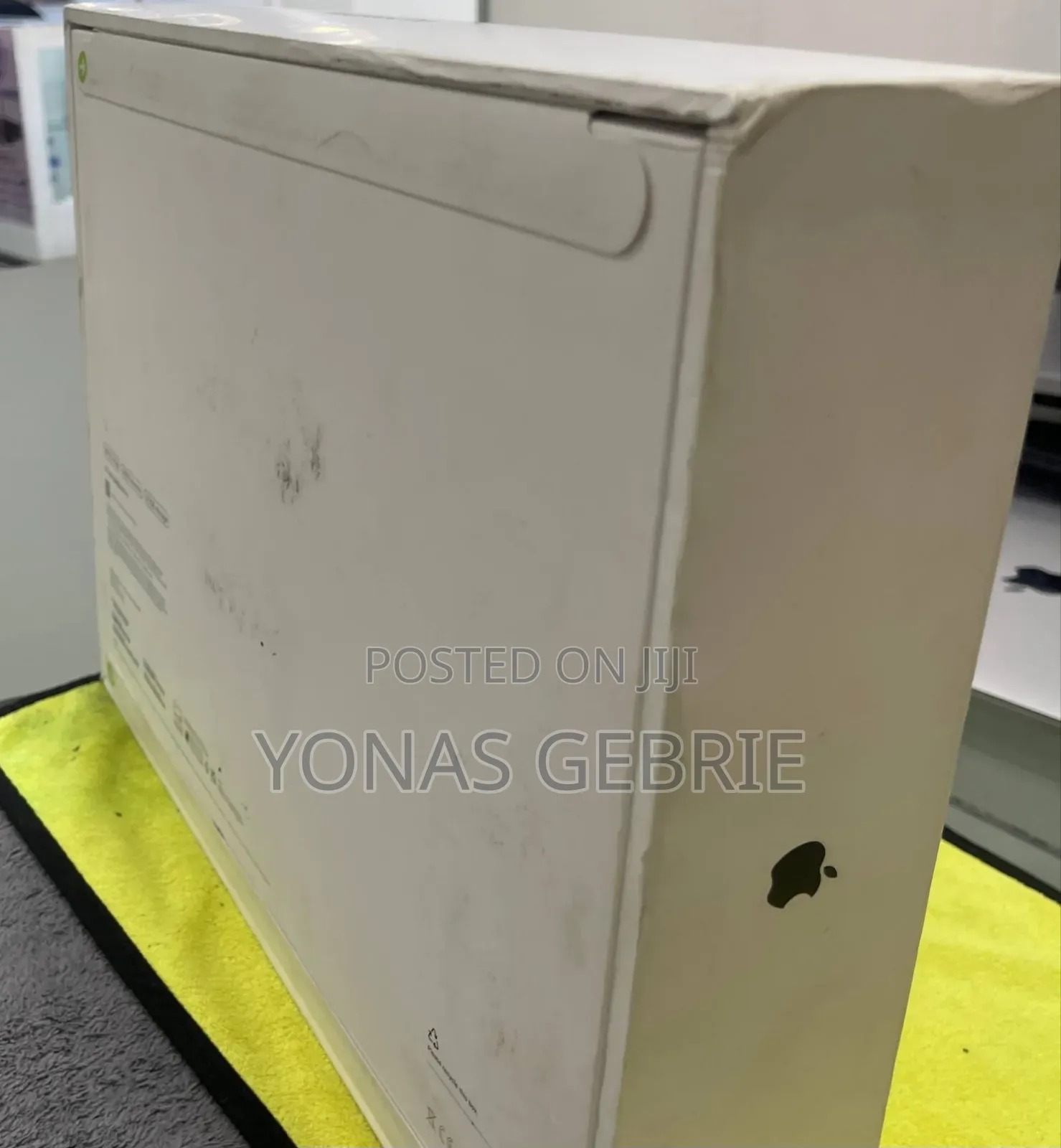 New Laptop Apple MacBook 48GB Apple M4 Pro SSD 512GB