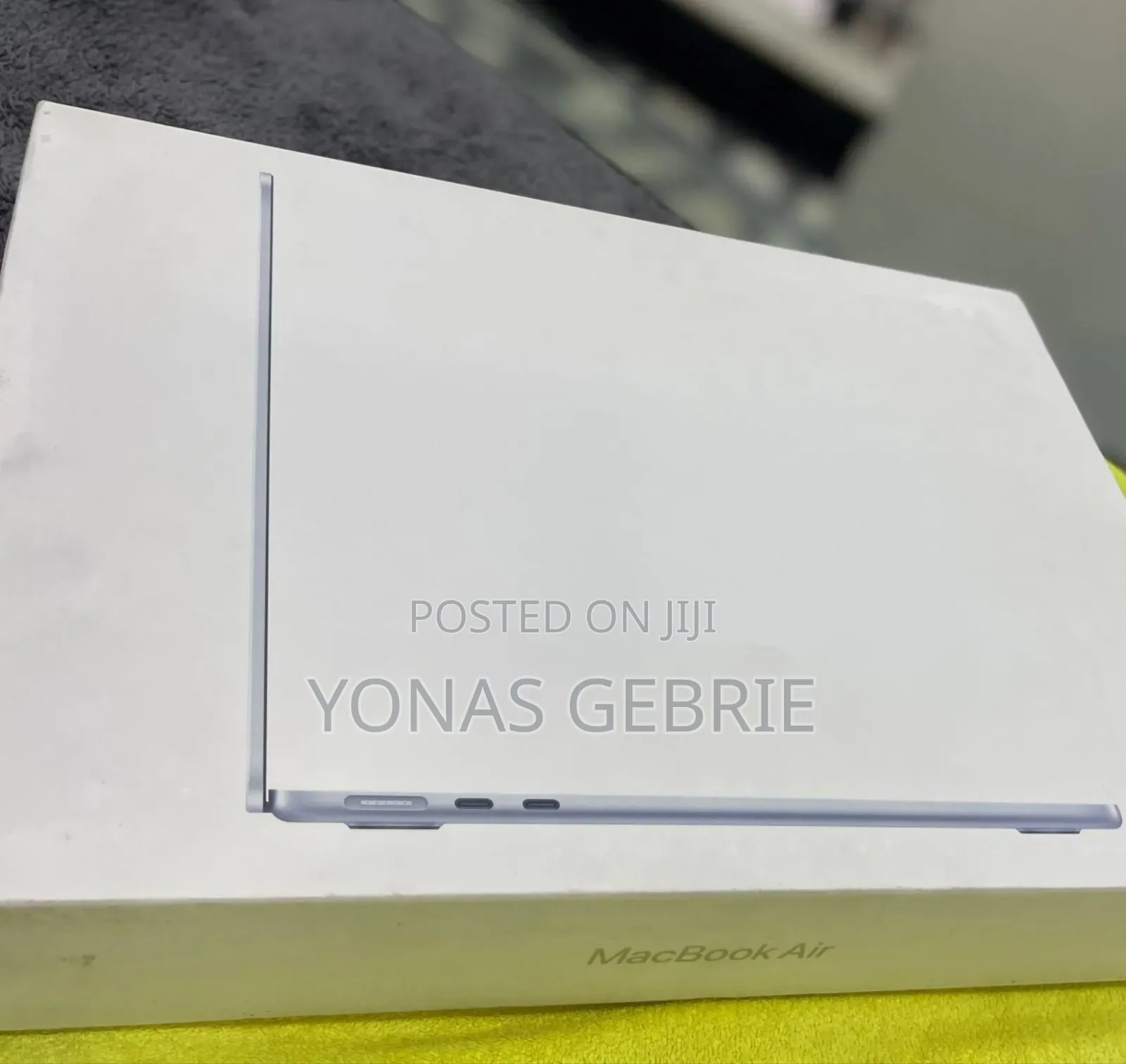 New Laptop Apple MacBook 8GB Apple M4 SSD 256GB
