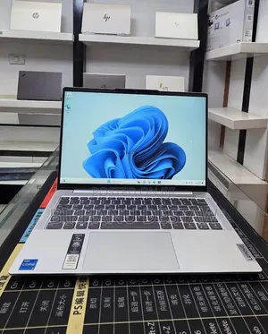 New Laptop Lenovo 16GB Intel Core i5 SSD 512GB