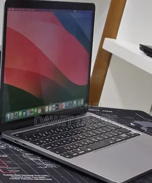 New Laptop Apple MacBook Pro 2020 8GB Intel Core i5 SSD 512GB