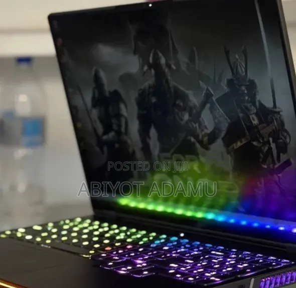 New Laptop Lenovo Legion 9 16GB AMD Ryzen 9 SSD 16 GB