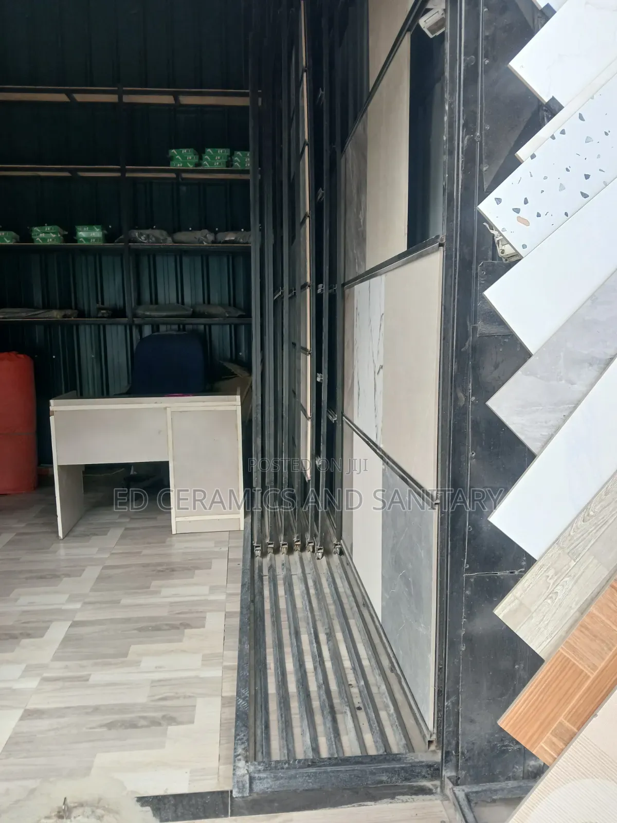 Ceramic Sample Holder