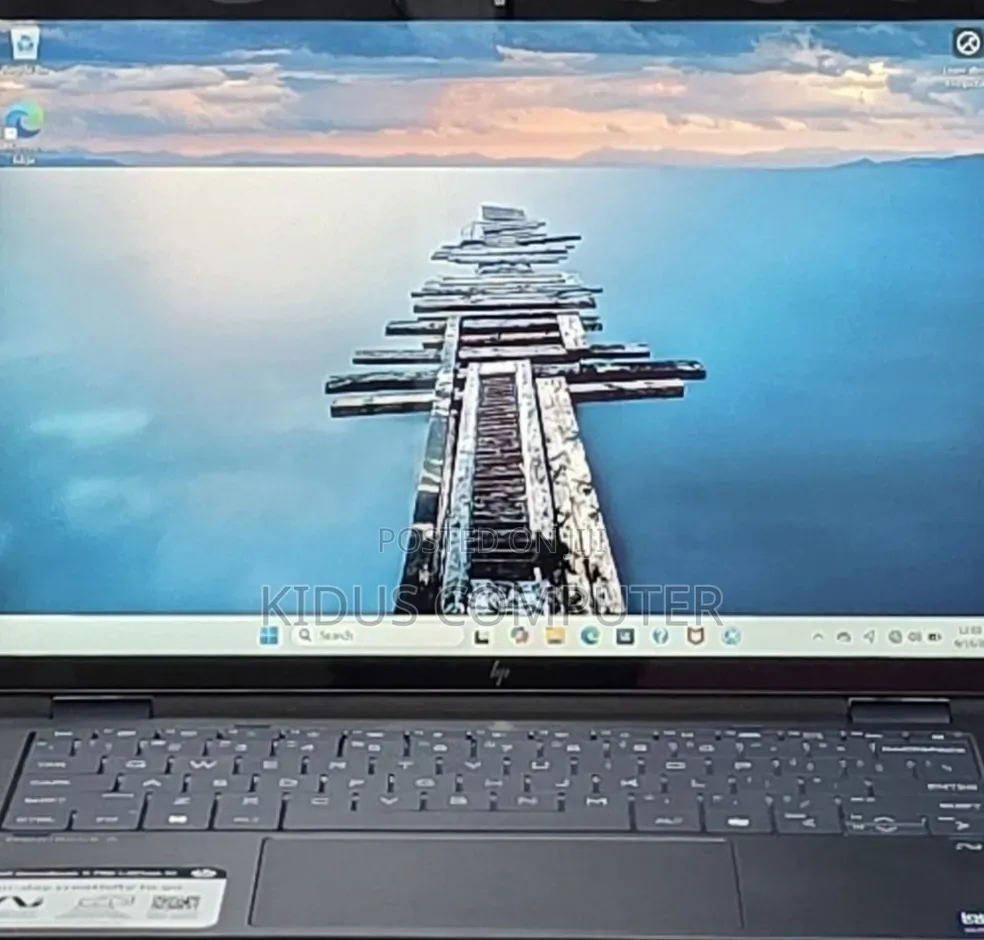New Laptop HP OmniBook X Flip 14" 16GB Intel Core Ultra 7 SSD 1T