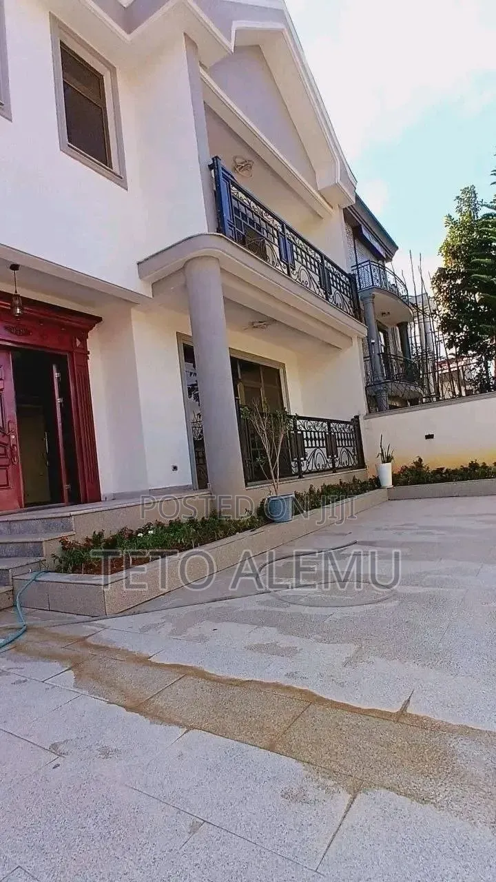 9bdrm House in 🏡 #የሚሸጥ ቤት – አያት ✅, Bole for sale