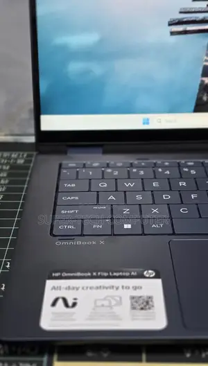 New Laptop HP OmniBook X Flip 14" 16GB Intel Core Ultra 7 SSD 1T