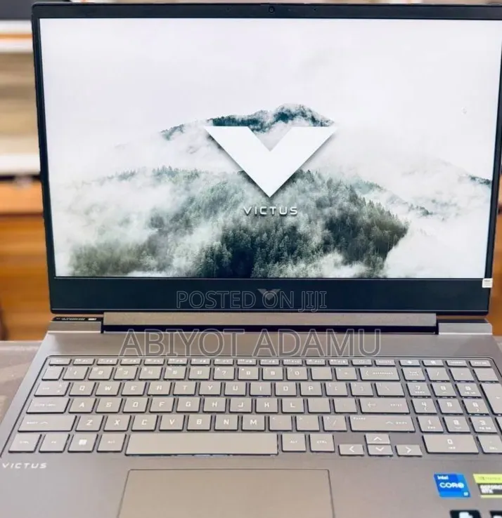 New Laptop HP Victus 16 16GB Intel Core i7 SSD 1T