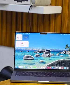 New Laptop Apple MacBook Pro 2021 M1 16GB Apple M1 Pro SSD 1T