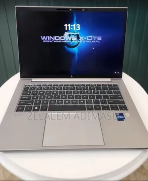 New Laptop HP ZBook Firefly 16 G10 16GB Intel Core i7 SSD 512GB