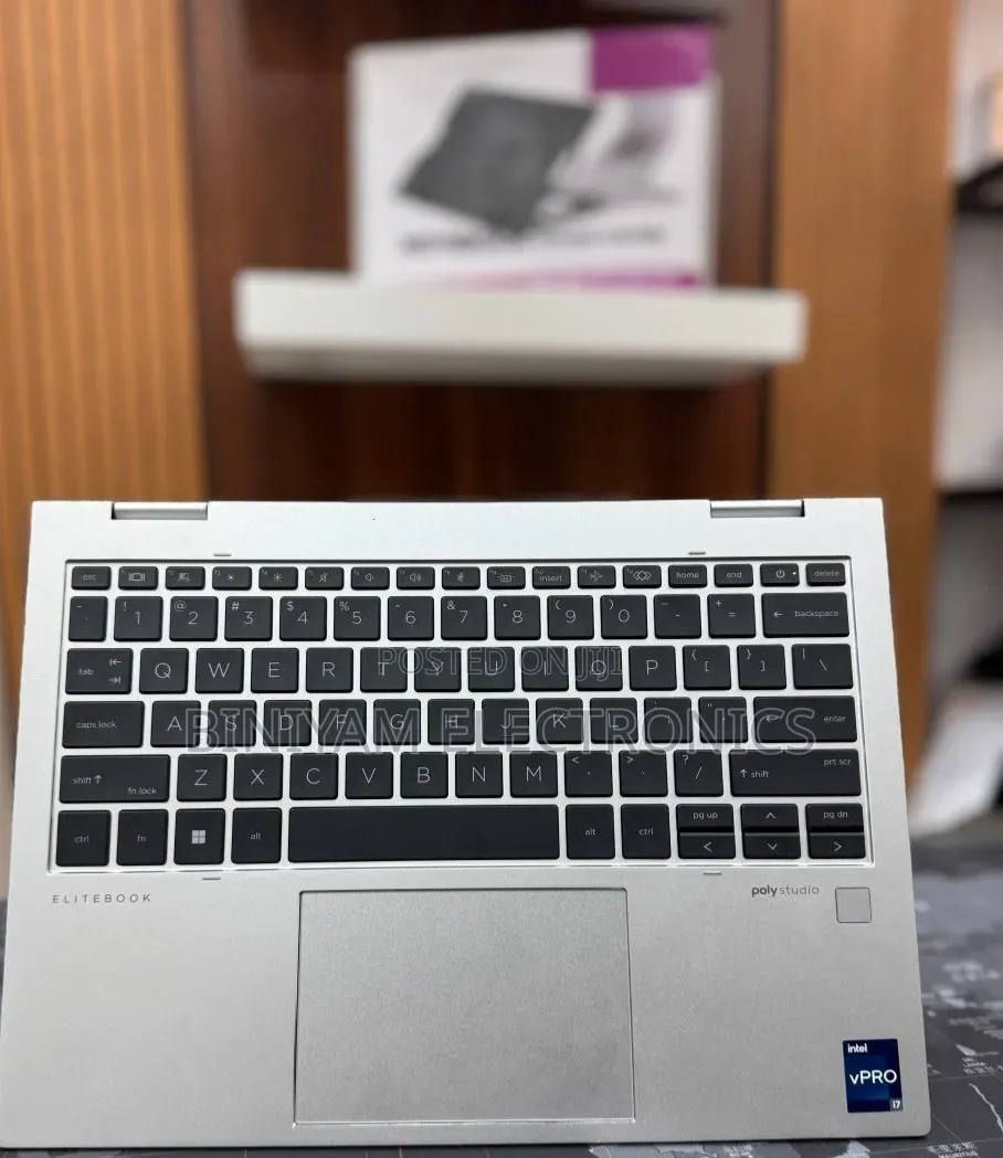New Laptop HP EliteBook 830 16GB Intel Core i7 SSD 512GB