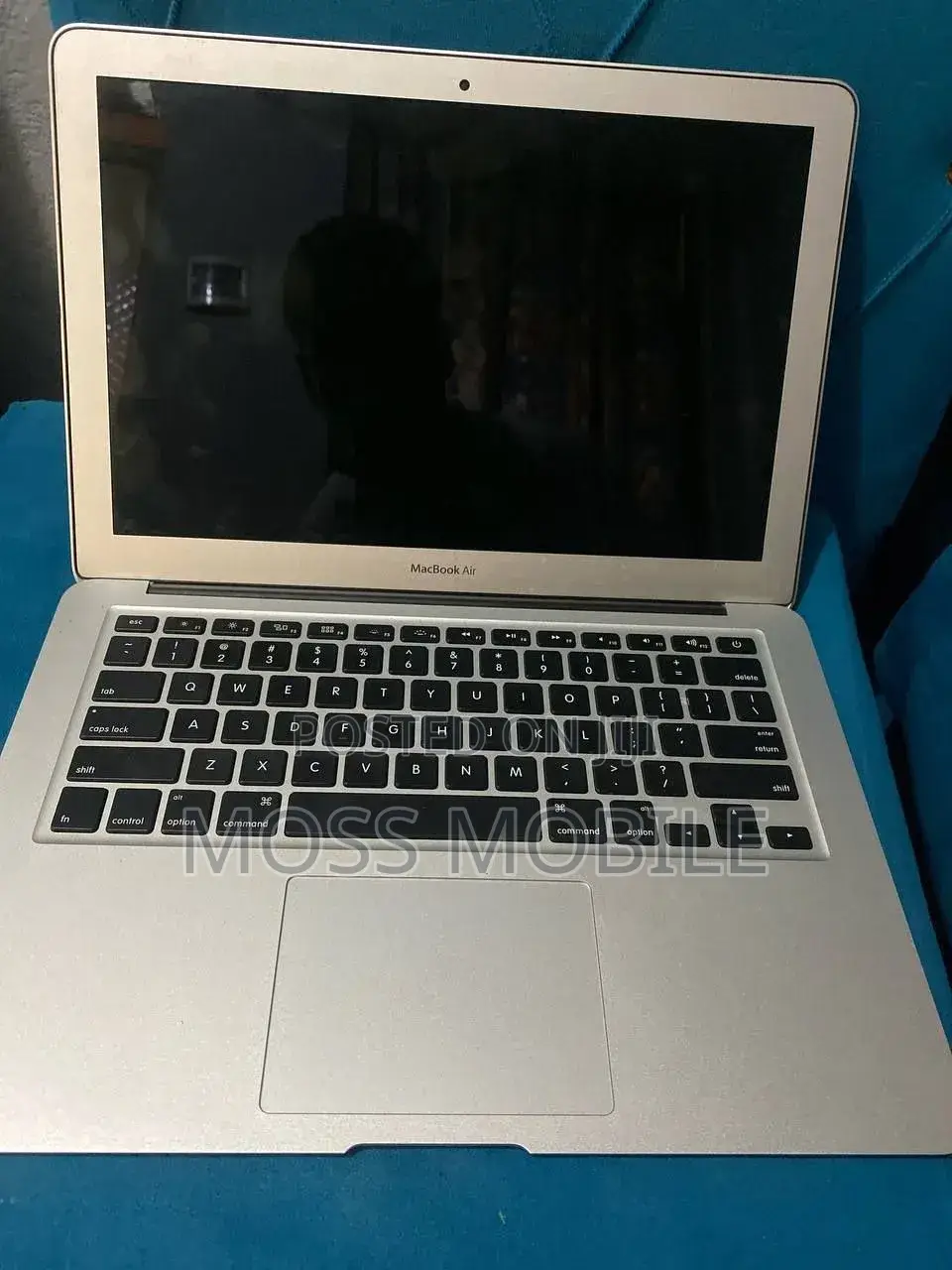 Laptop Apple MacBook Air 2017 8GB Intel Core i5 SSHD (Hybrid) 256GB