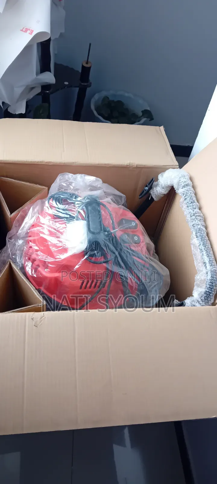 Vacuum Cleaner New Brand Packed