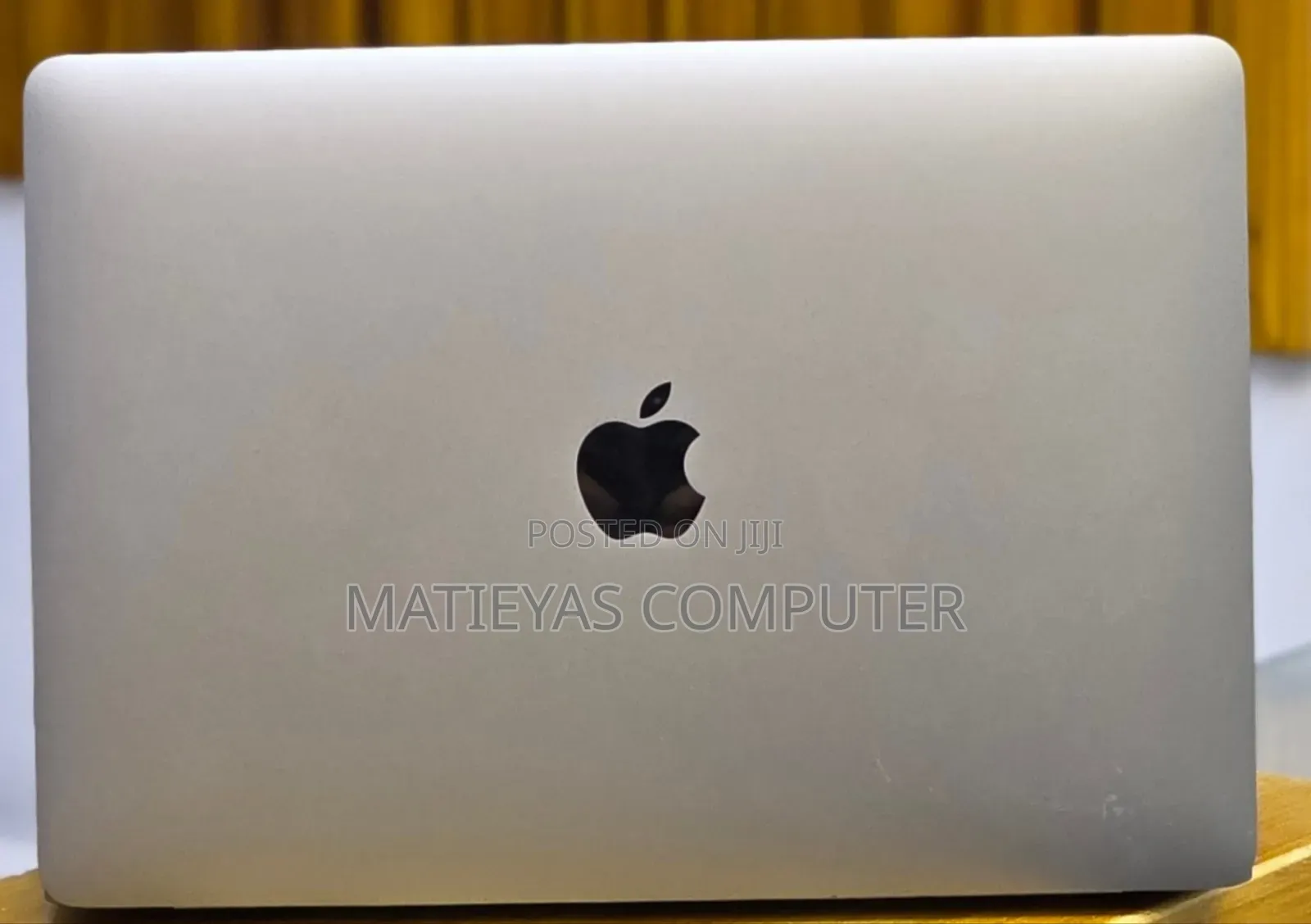 New Laptop Apple MacBook Air 2020 M1 16GB Apple M1 SSD 512GB