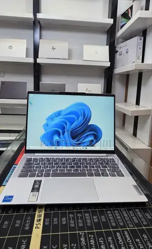 New Laptop Lenovo 16GB Intel Core i5 SSD 512GB