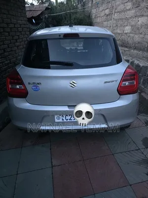 Suzuki Swift 2022 Silver