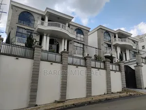 7bdrm Mansion in Bole for sale