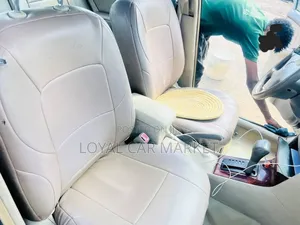 Toyota Corolla 2007 Ivory