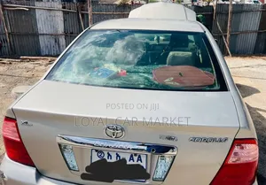 Toyota Corolla 2007 Ivory
