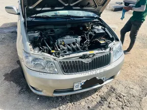 Toyota Corolla 2007 Ivory