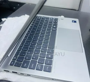 New Laptop HP EliteBook 640 G11 16GB Intel Core Ultra 7 SSD 512GB