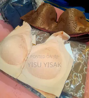Elegant Front-Button Wireless Lace Bra