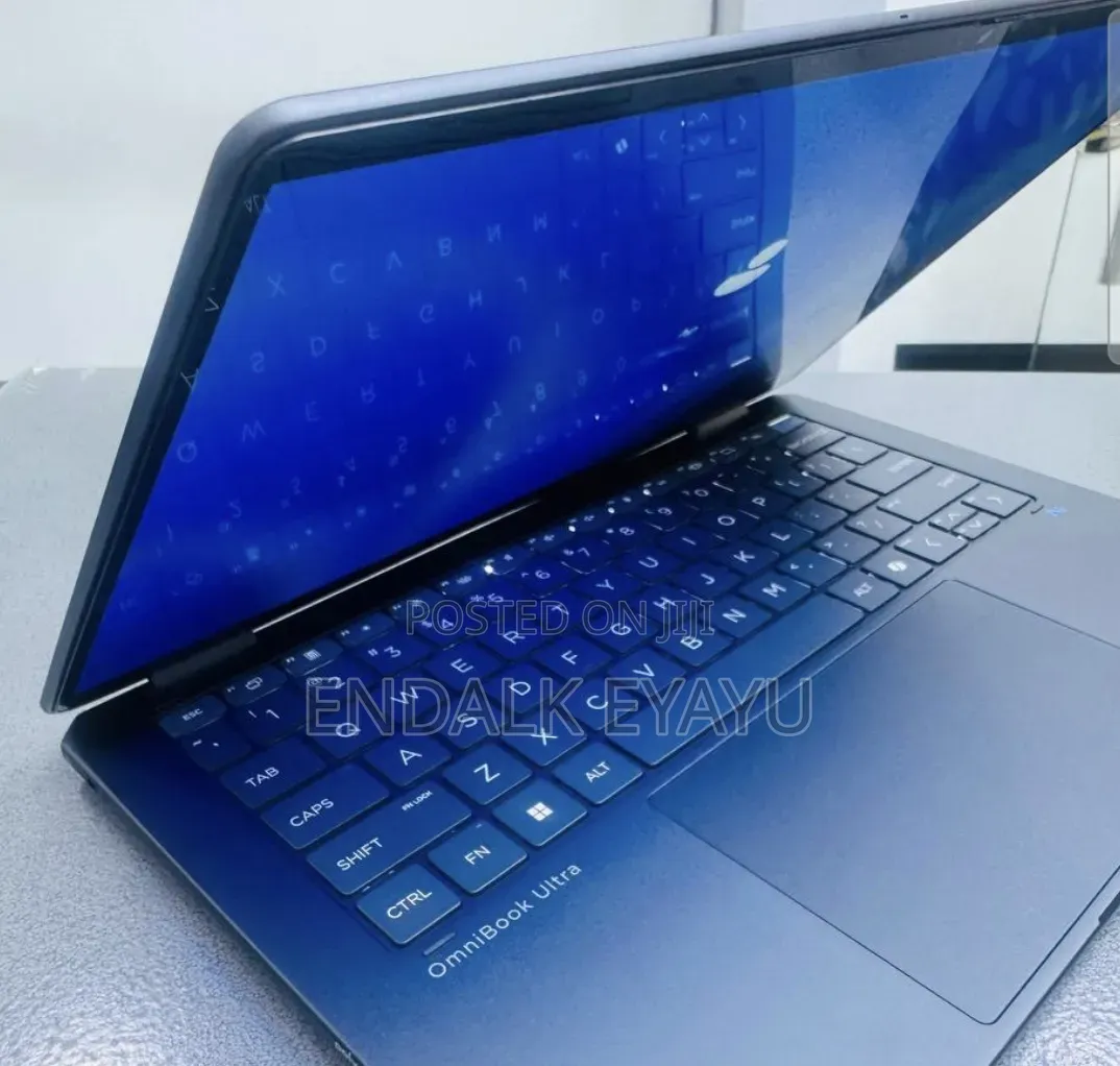 New Laptop HP OmniBook Ultra Flip 14" 16GB Intel Core Ultra 7 SSD 1T